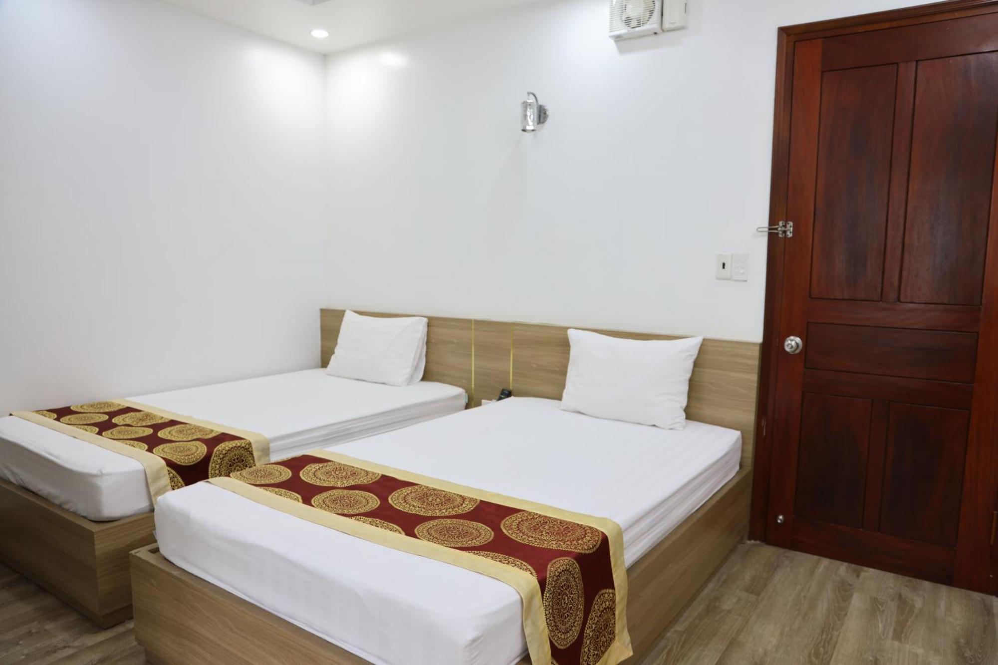 Hung Vuong Hotel Ha Long Esterno foto