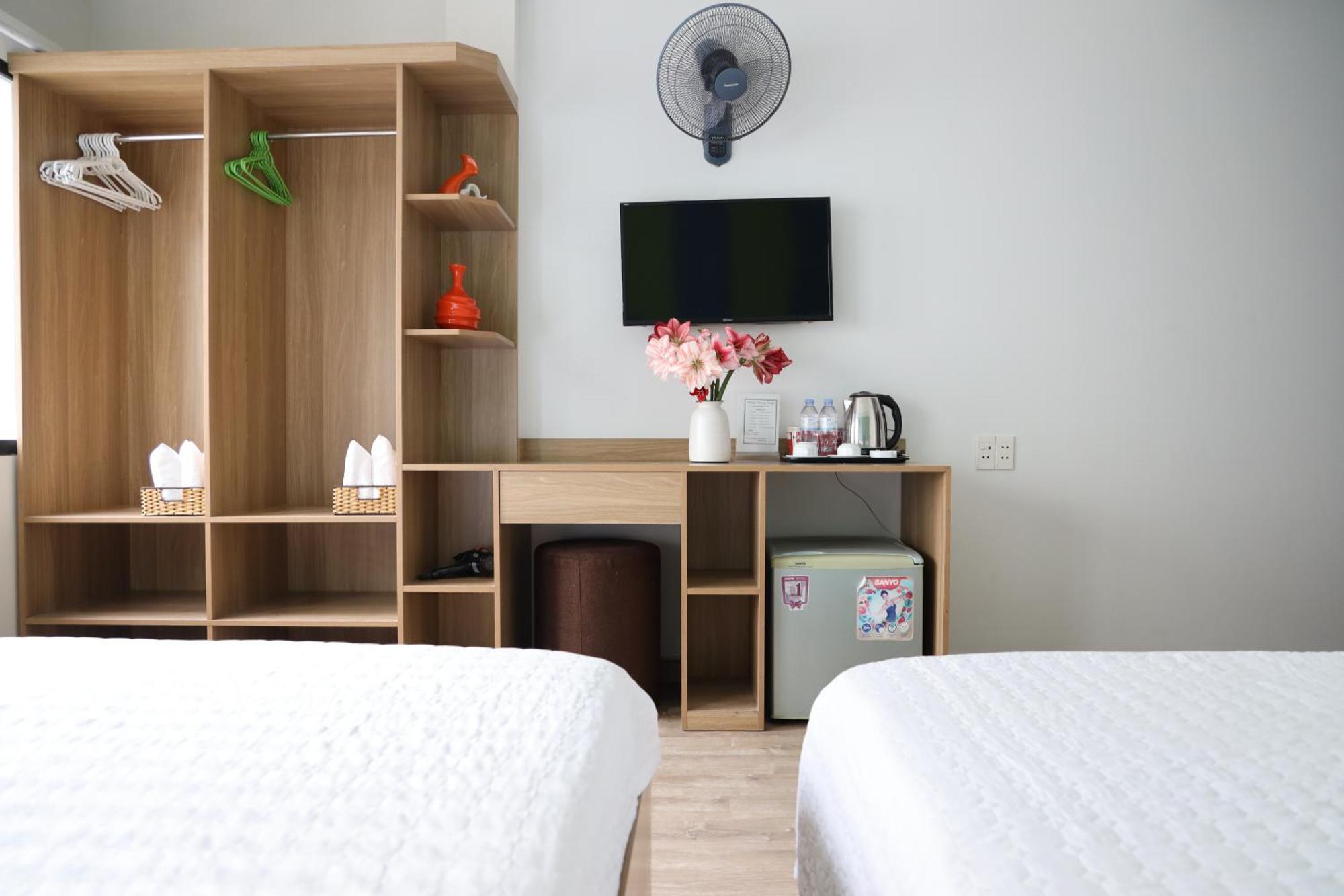 Hung Vuong Hotel Ha Long Esterno foto