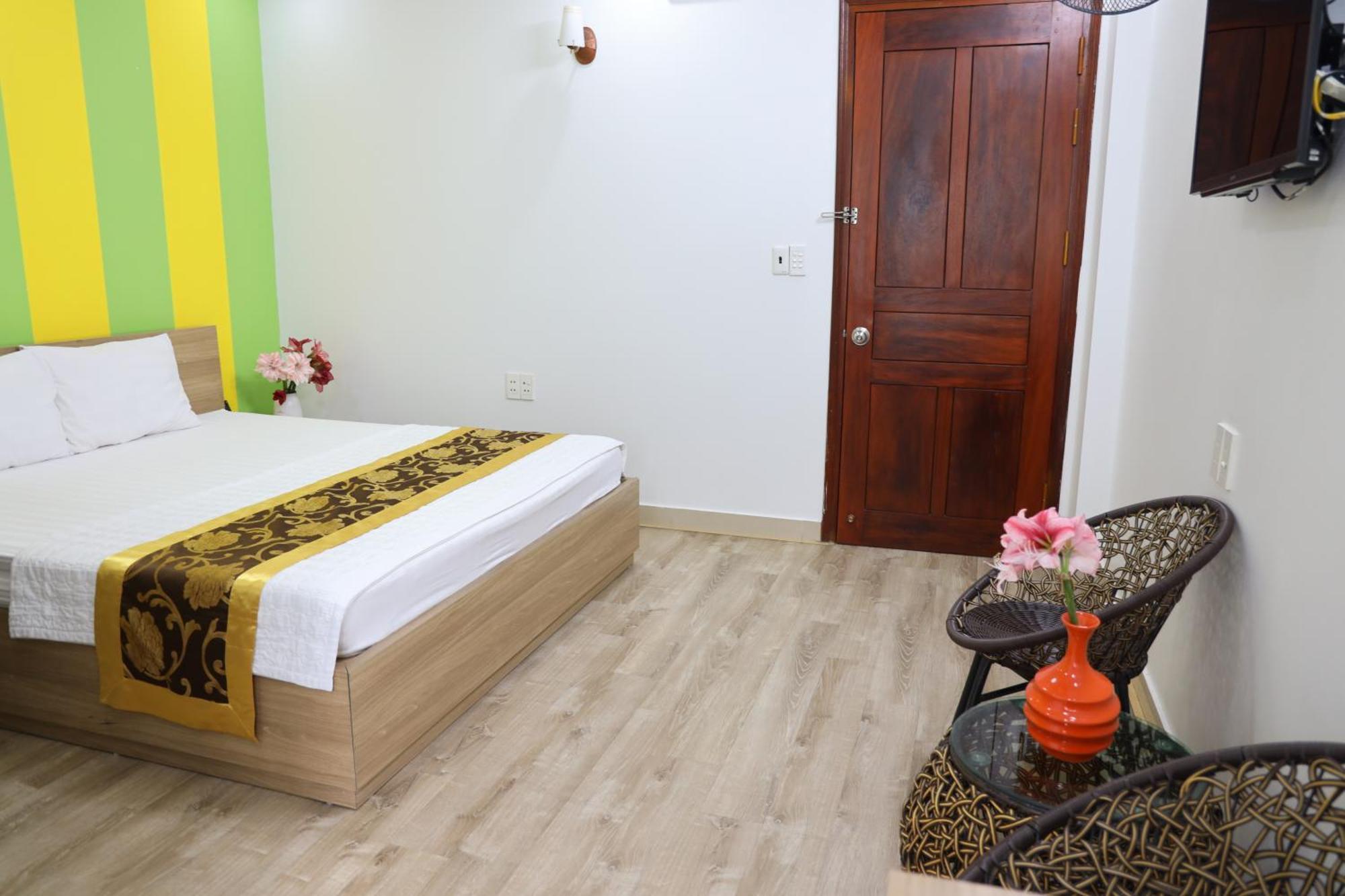 Hung Vuong Hotel Ha Long Esterno foto
